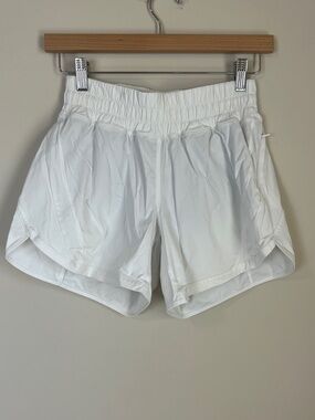 Lululemon Womens Track Shorts Athletic Size 4 Long White Running Hotty Hot